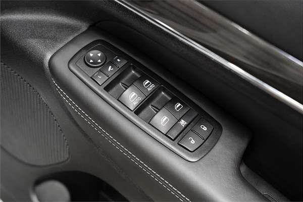 2014 Jeep Grand Cherokee Overland WK
