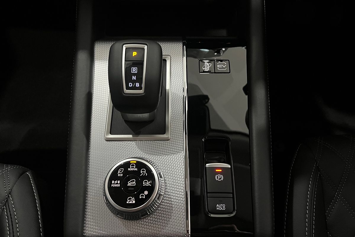 2024 Mitsubishi Outlander PHEV Exceed ZM
