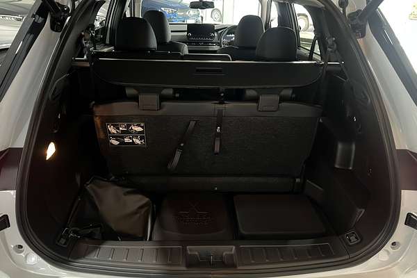 2024 Mitsubishi Outlander PHEV Exceed ZM