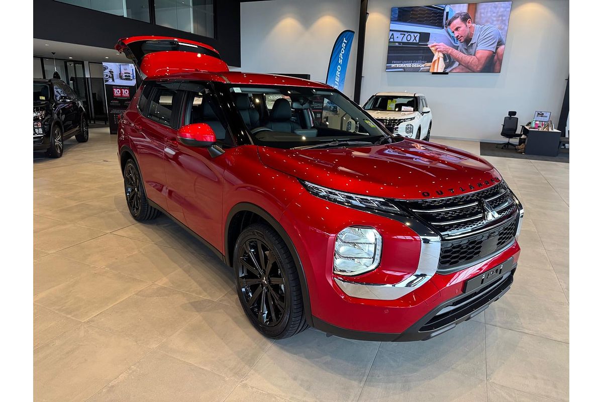 2025 Mitsubishi Outlander ES ZM