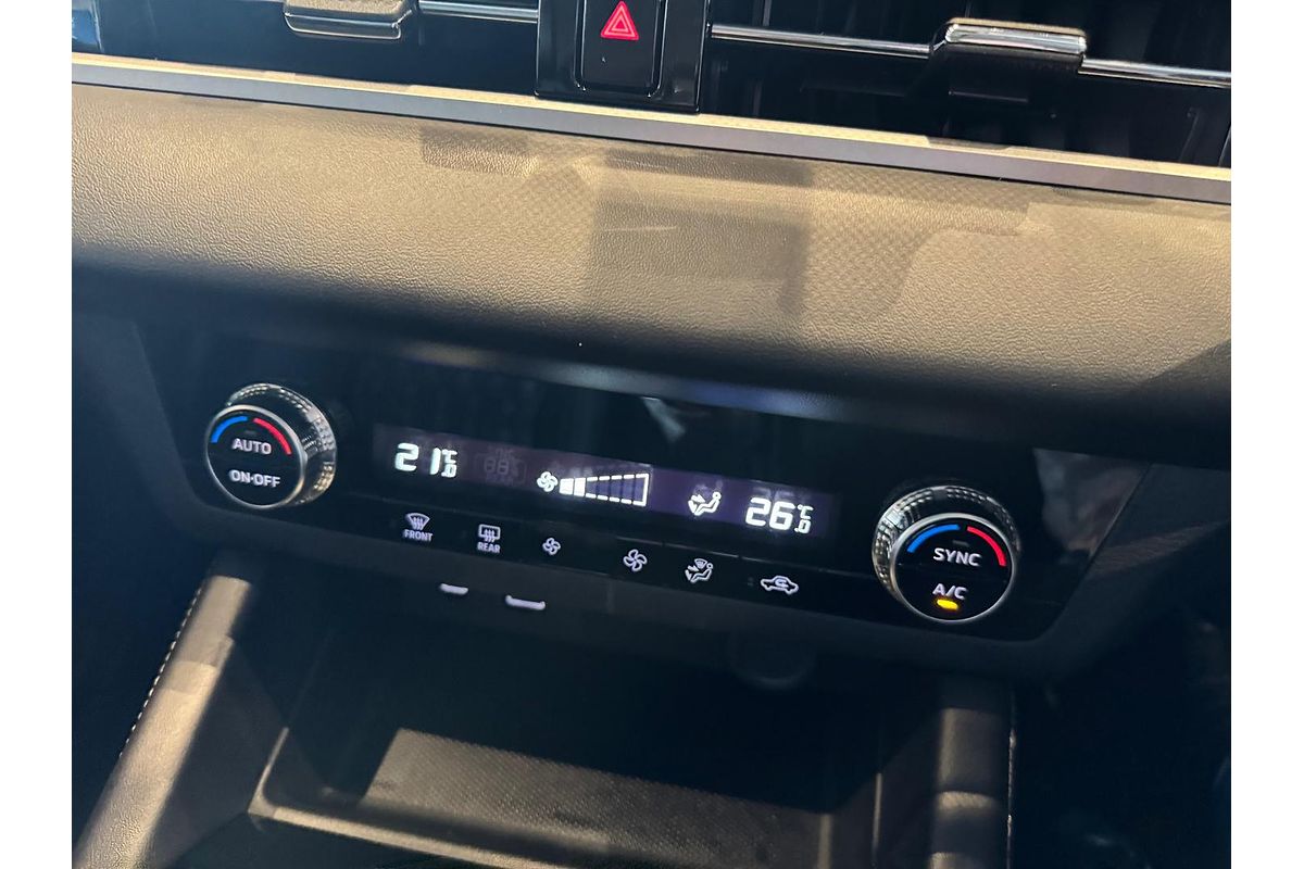 2025 Mitsubishi Outlander ES ZM