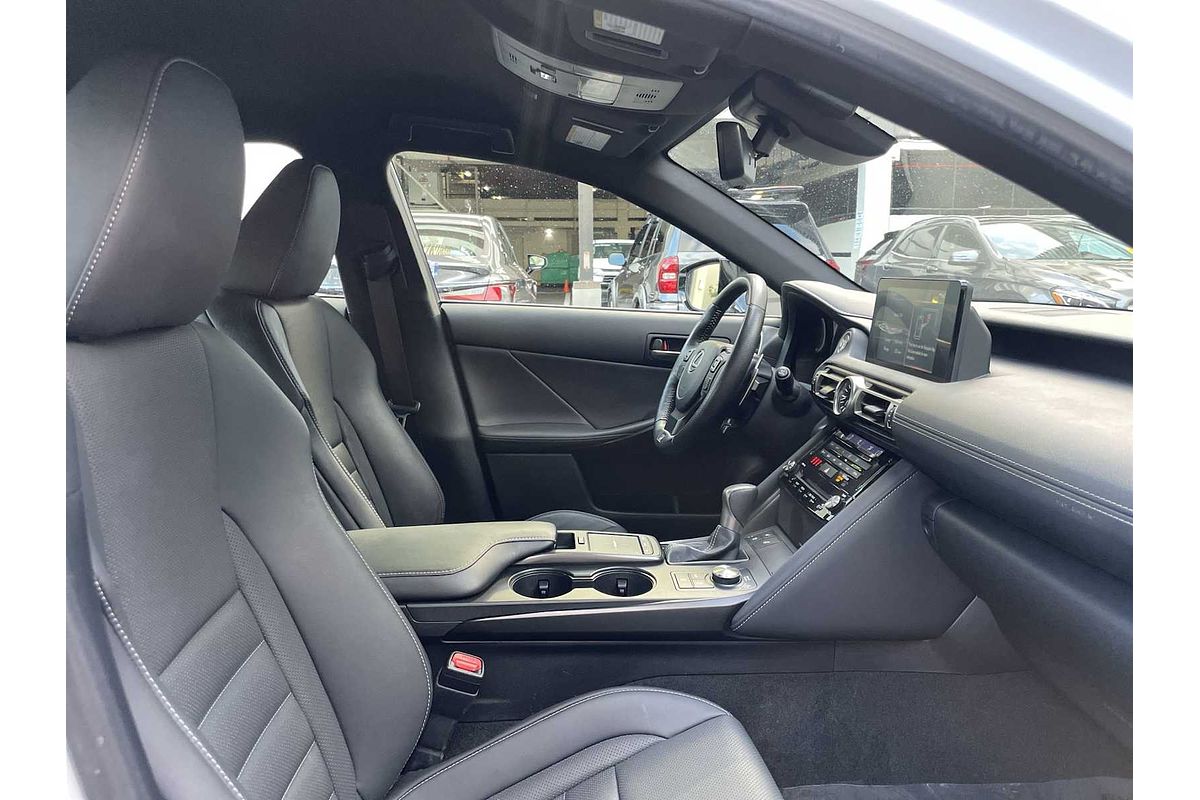 2022 Lexus IS F SPORT