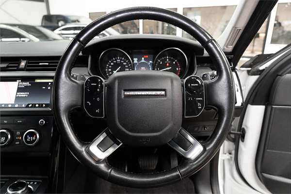 2019 Land Rover Discovery SD6 SE Series 5