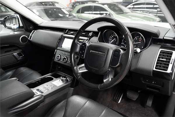 2019 Land Rover Discovery SD6 SE Series 5