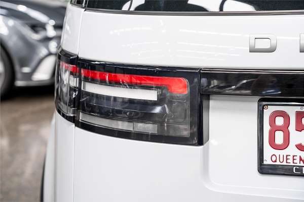 2019 Land Rover Discovery SD6 SE Series 5