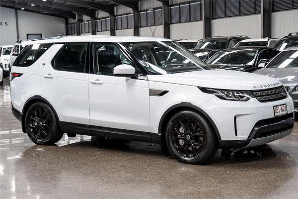 2019 Land Rover Discovery SD6 SE Series 5