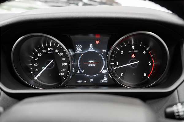 2019 Land Rover Discovery SD6 SE Series 5