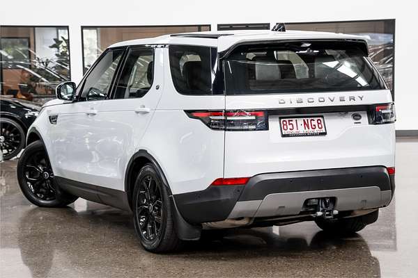 2019 Land Rover Discovery SD6 SE Series 5