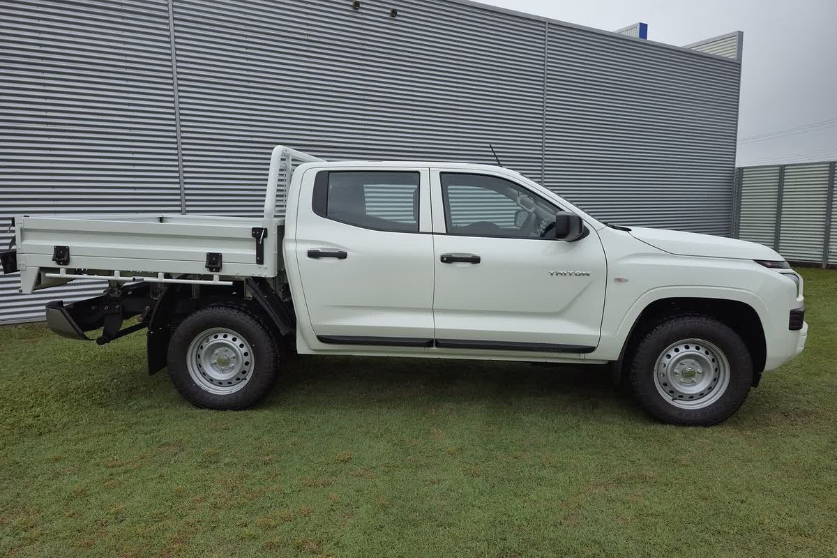 2025 Mitsubishi Triton GLX MV 4X4