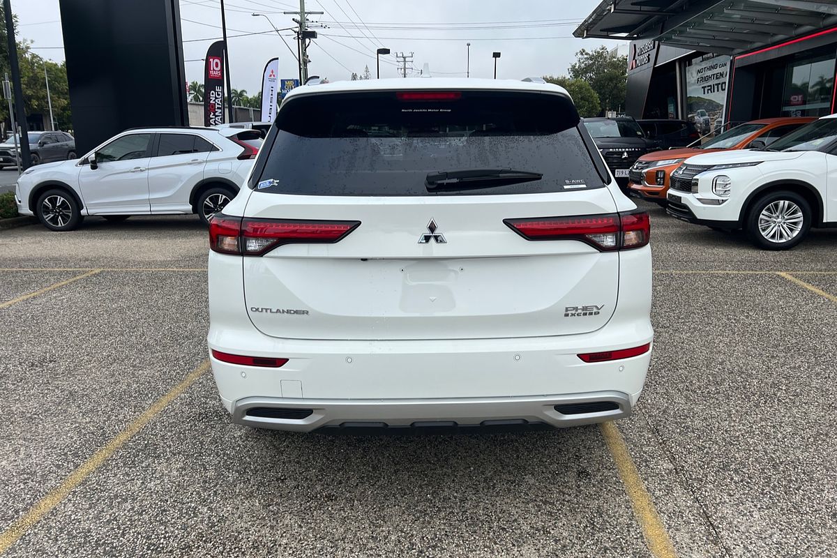 2024 Mitsubishi Outlander PHEV Exceed ZM