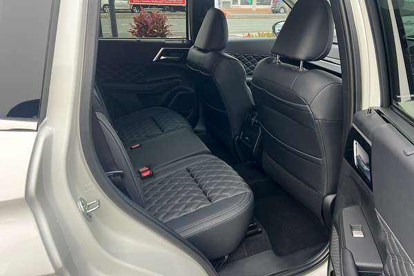 2024 Mitsubishi Outlander PHEV Exceed ZM
