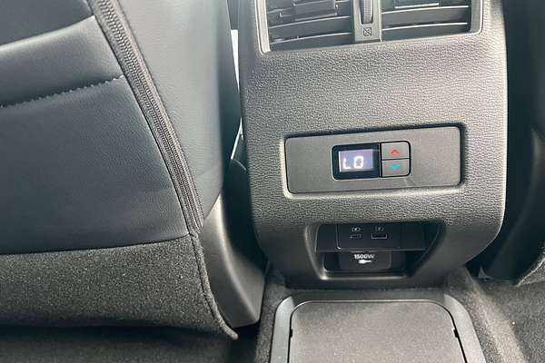 2024 Mitsubishi Outlander PHEV Exceed ZM