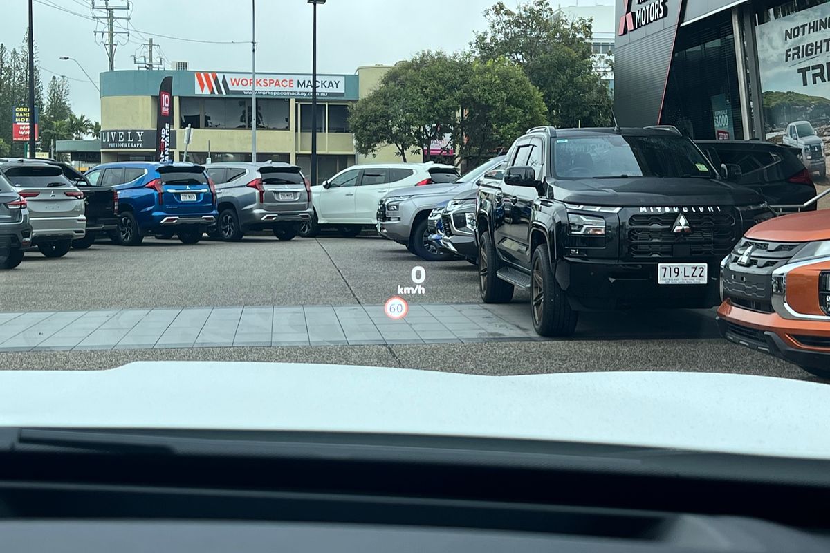 2024 Mitsubishi Outlander PHEV Exceed ZM