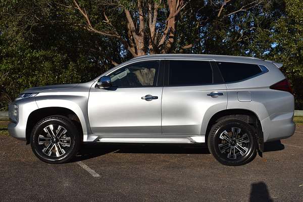 2022 Mitsubishi Pajero Sport GLS QF