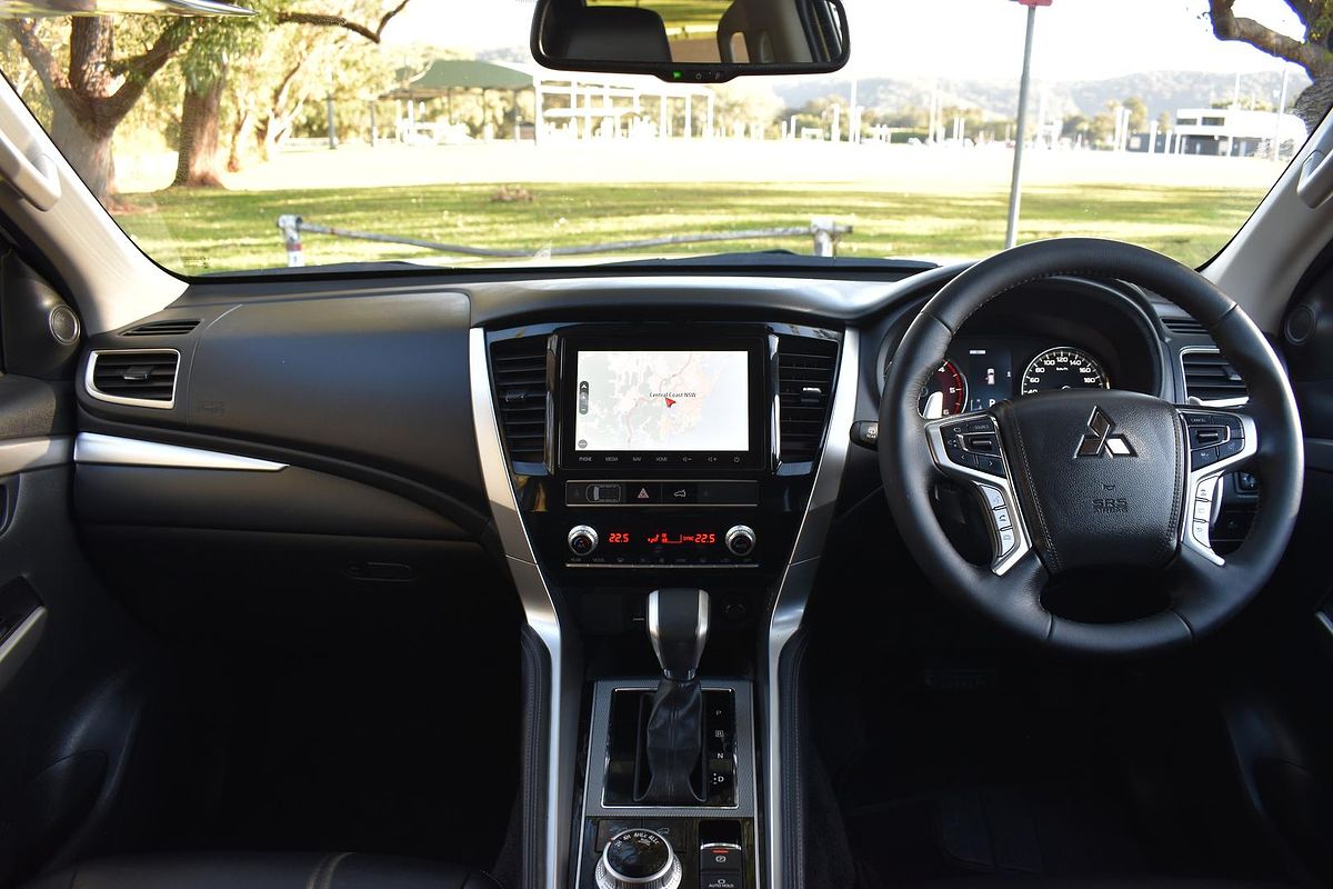 2022 Mitsubishi Pajero Sport GLS QF