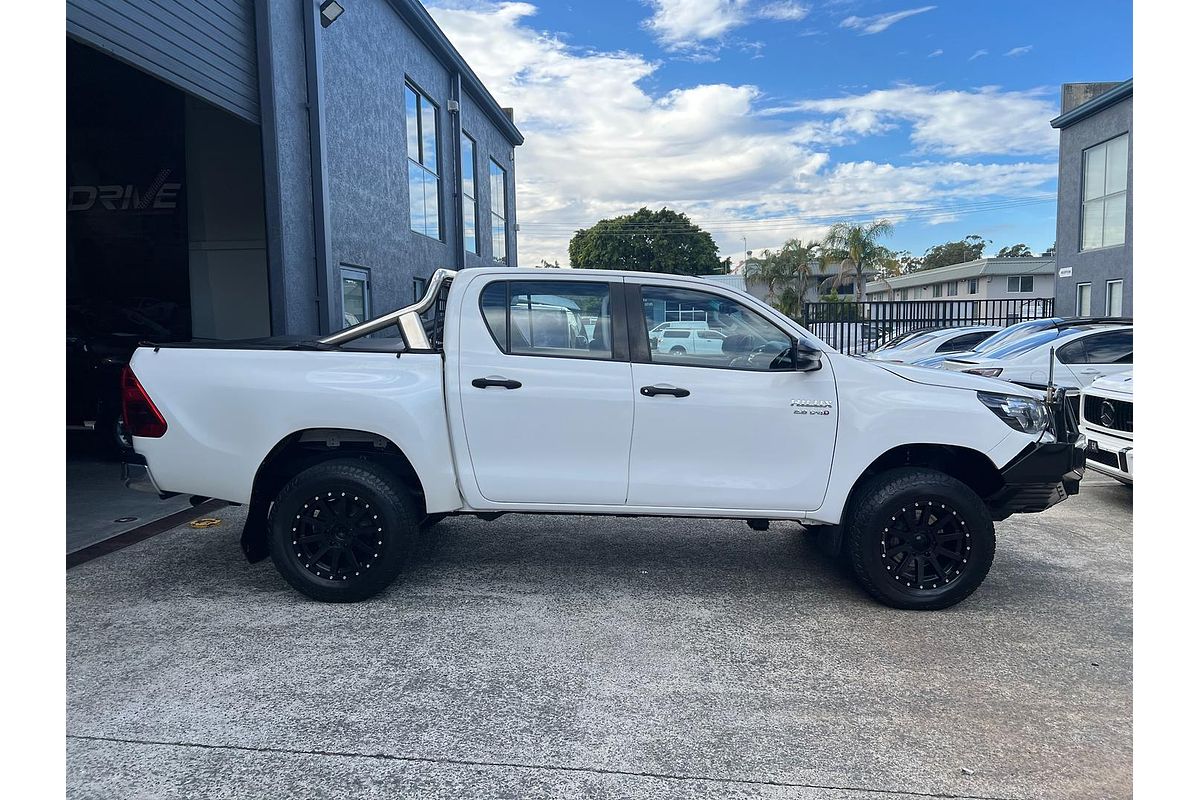 2020 Toyota Hilux SR GUN126R 4X4