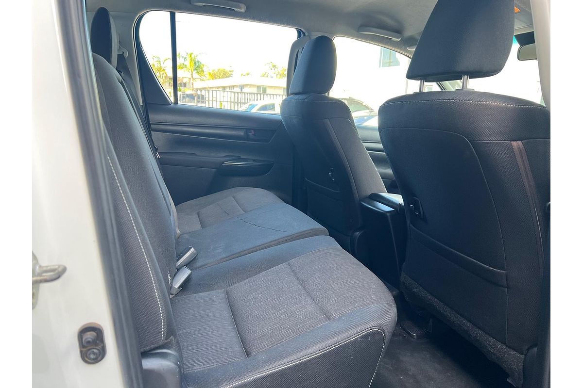 2020 Toyota Hilux SR GUN126R 4X4