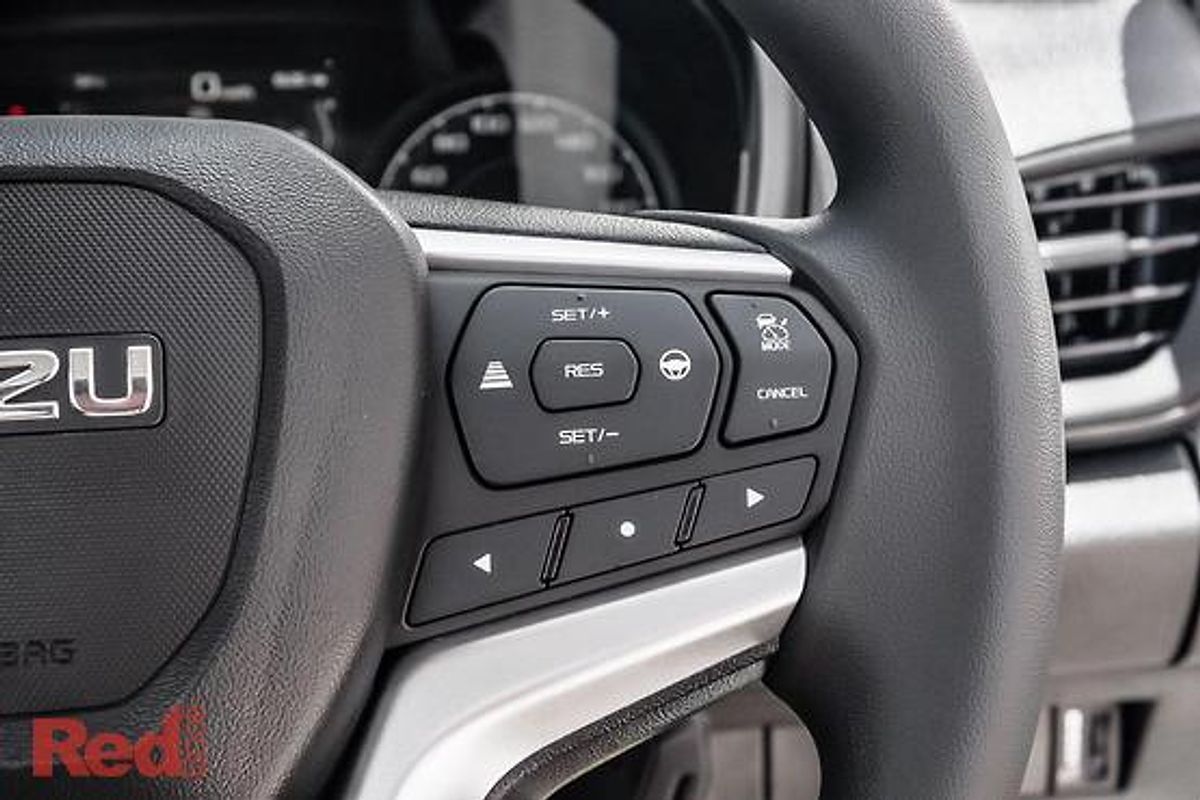 2025 Isuzu D-MAX SX High Ride Rear Wheel Drive