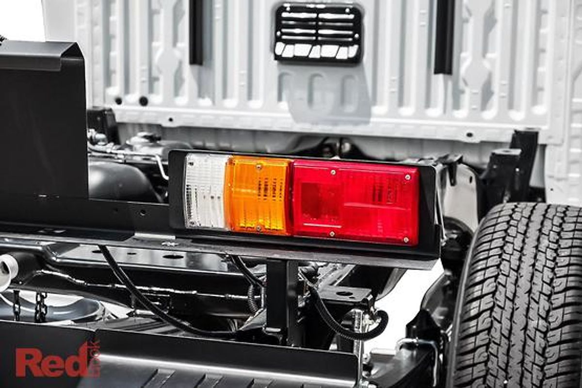2025 Isuzu D-MAX SX High Ride Rear Wheel Drive