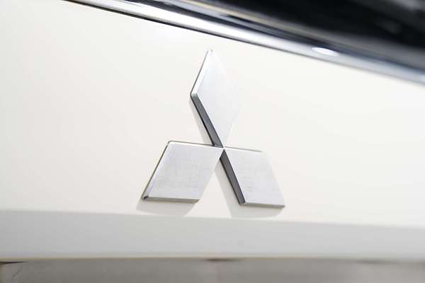 2019 Mitsubishi Outlander LS ZL