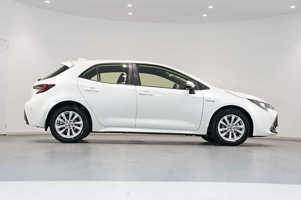 2022 Toyota Corolla Ascent Sport Hybrid ZWE211R
