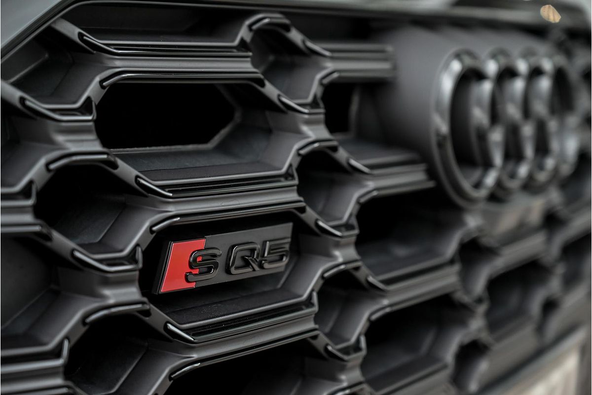 2025 Audi SQ5 TFSI FY