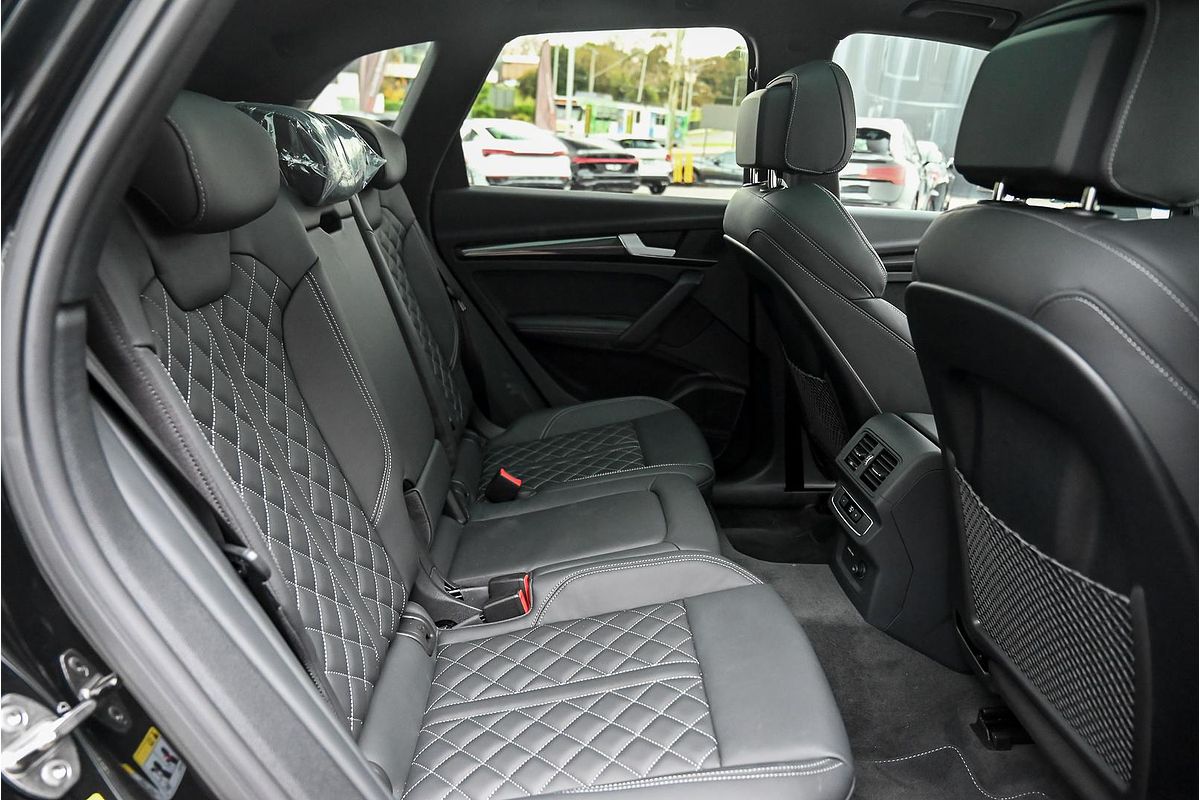 2025 Audi SQ5 TFSI FY