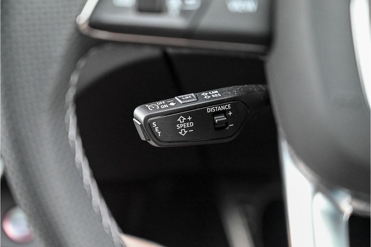 2025 Audi SQ5 TFSI FY