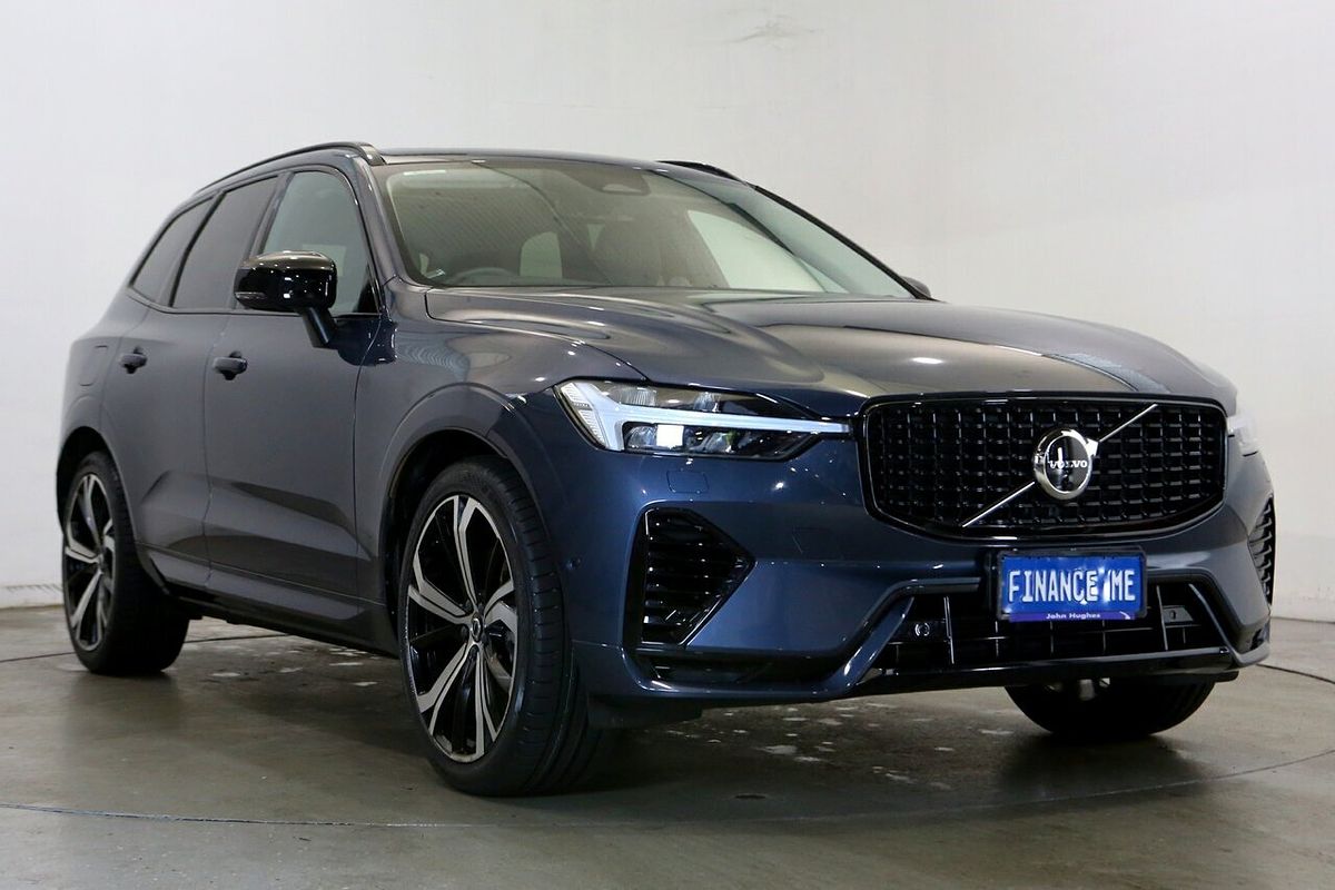 2022 Volvo XC60 Recharge Ultimate T8 Plug-In Hybrid