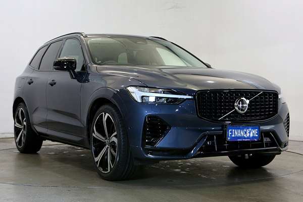 2022 Volvo XC60 Recharge Ultimate T8 Plug-In Hybrid