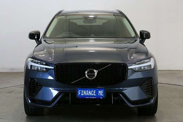 2022 Volvo XC60 Recharge Ultimate T8 Plug-In Hybrid
