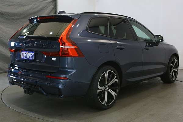 2022 Volvo XC60 Recharge Ultimate T8 Plug-In Hybrid