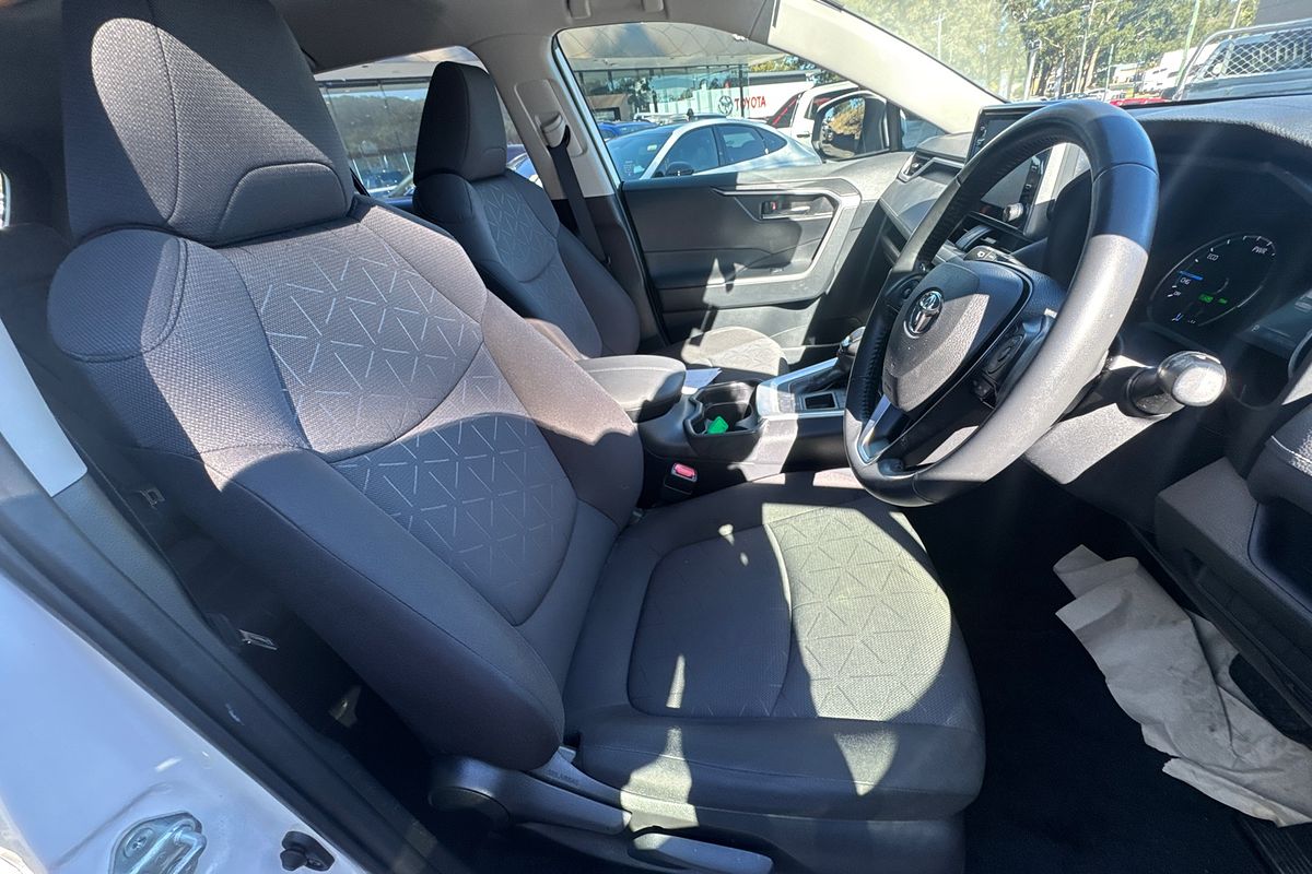 2021 Toyota RAV4 GXL AXAH52R