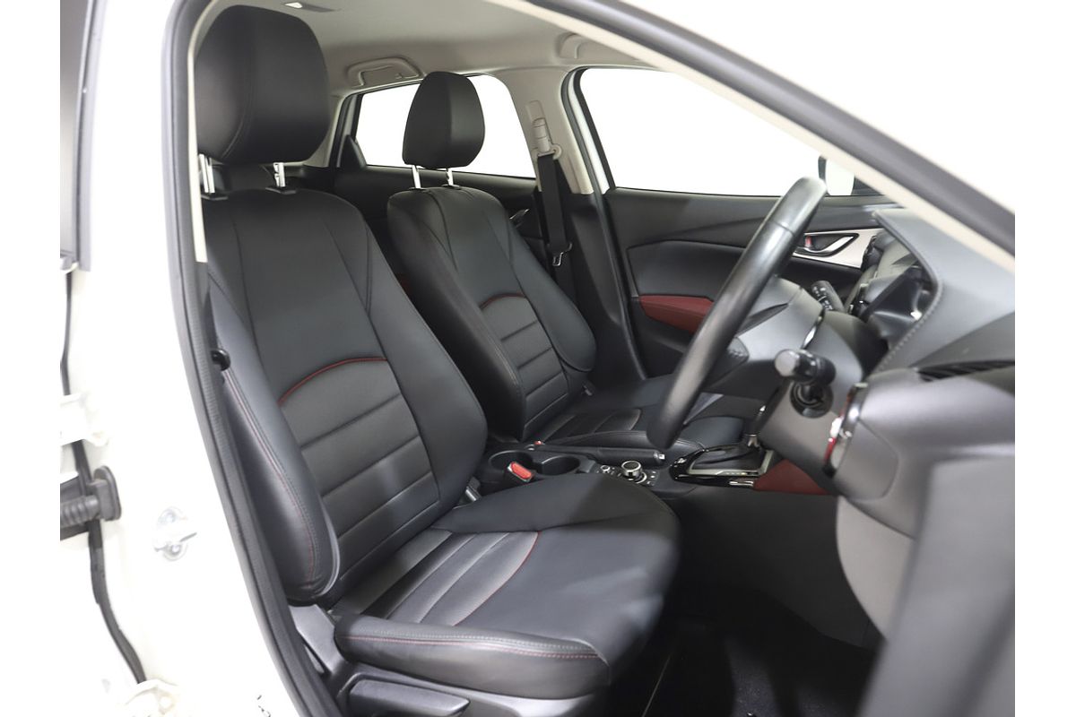 2015 Mazda CX-3 sTouring DK
