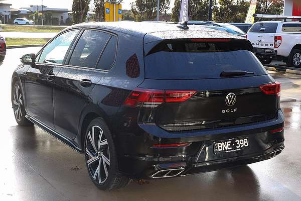 2021 Volkswagen Golf 110TSI R-Line 8