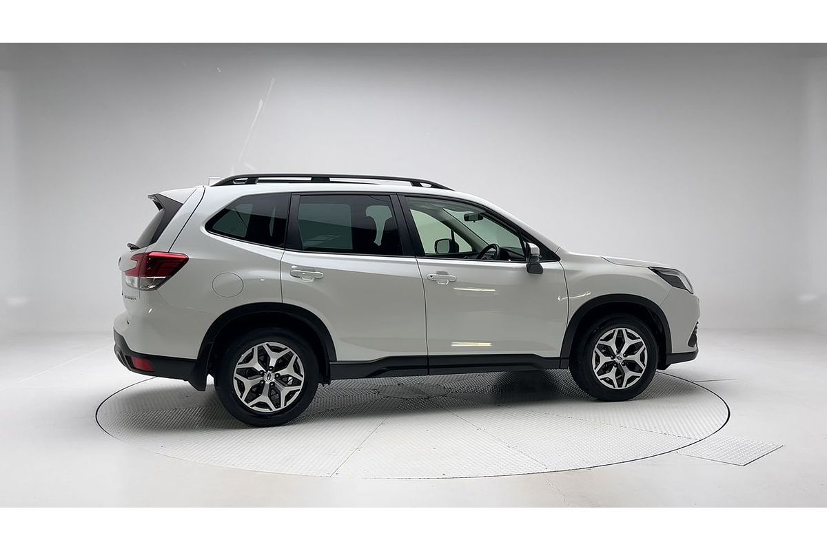 2023 Subaru Forester 2.5i S5