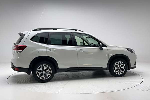2023 Subaru Forester 2.5i S5