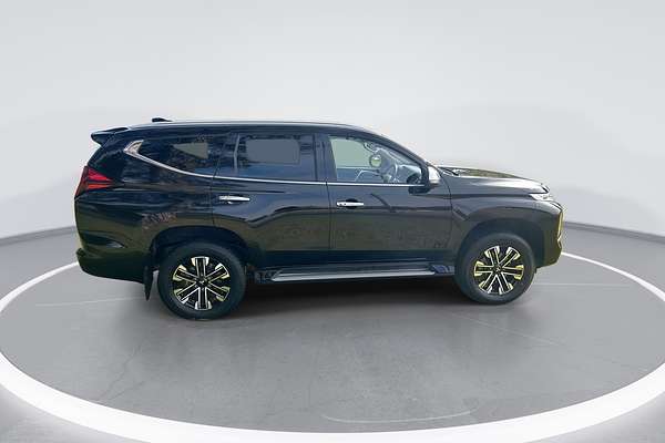 2022 Mitsubishi Pajero Sport GLS QF