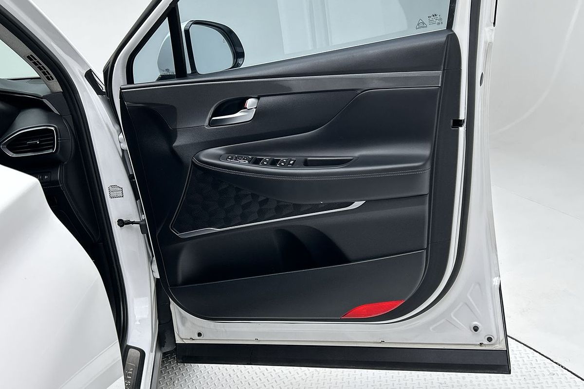 2021 Hyundai Santa Fe Active TM.V3