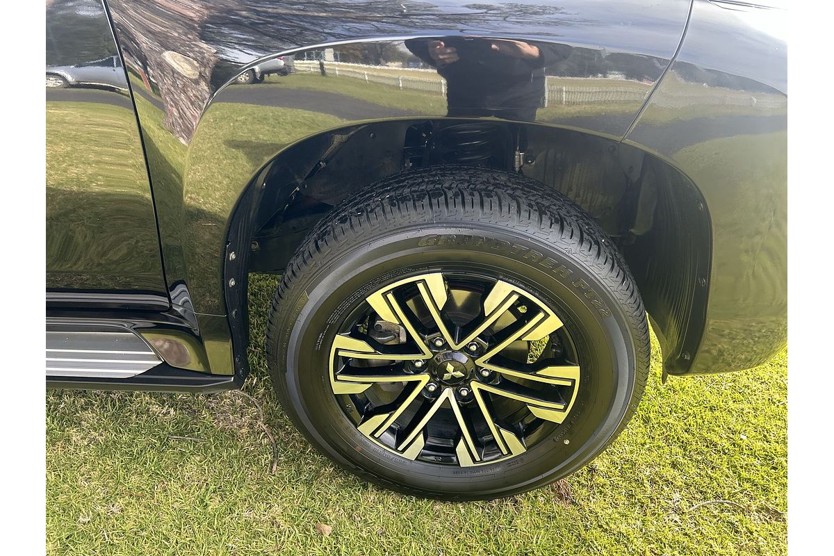 2022 Mitsubishi Pajero Sport GLS QF
