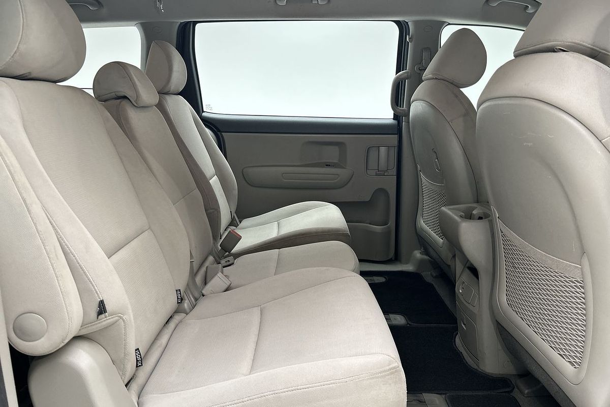 2017 Kia Carnival S YP