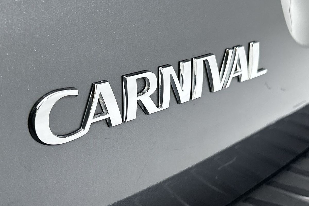 2017 Kia Carnival S YP
