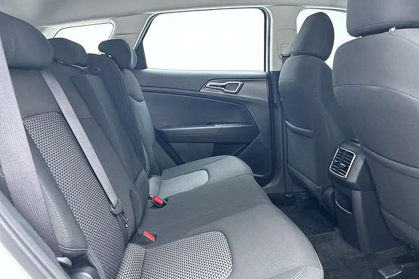 2024 Kia Sportage S NQ5
