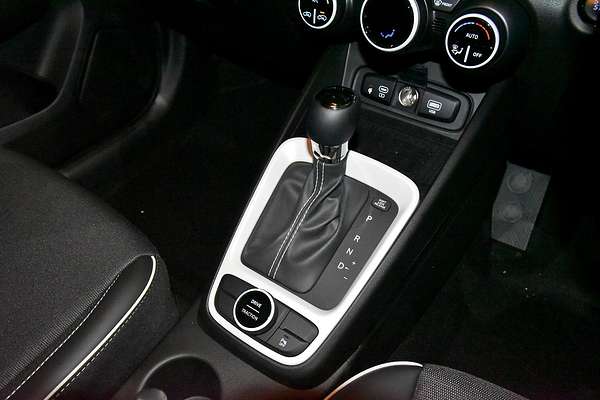 2025 Hyundai Venue Elite QX.V5
