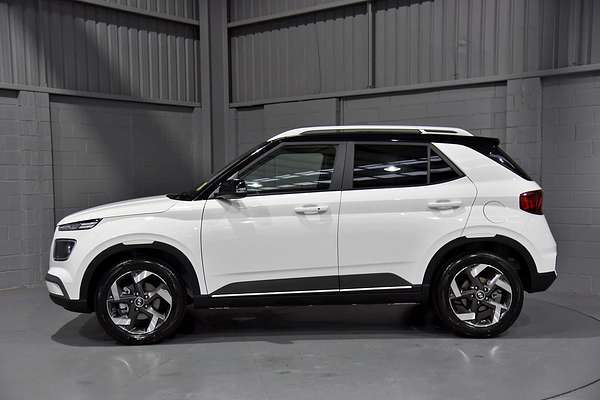 2025 Hyundai Venue Elite QX.V5