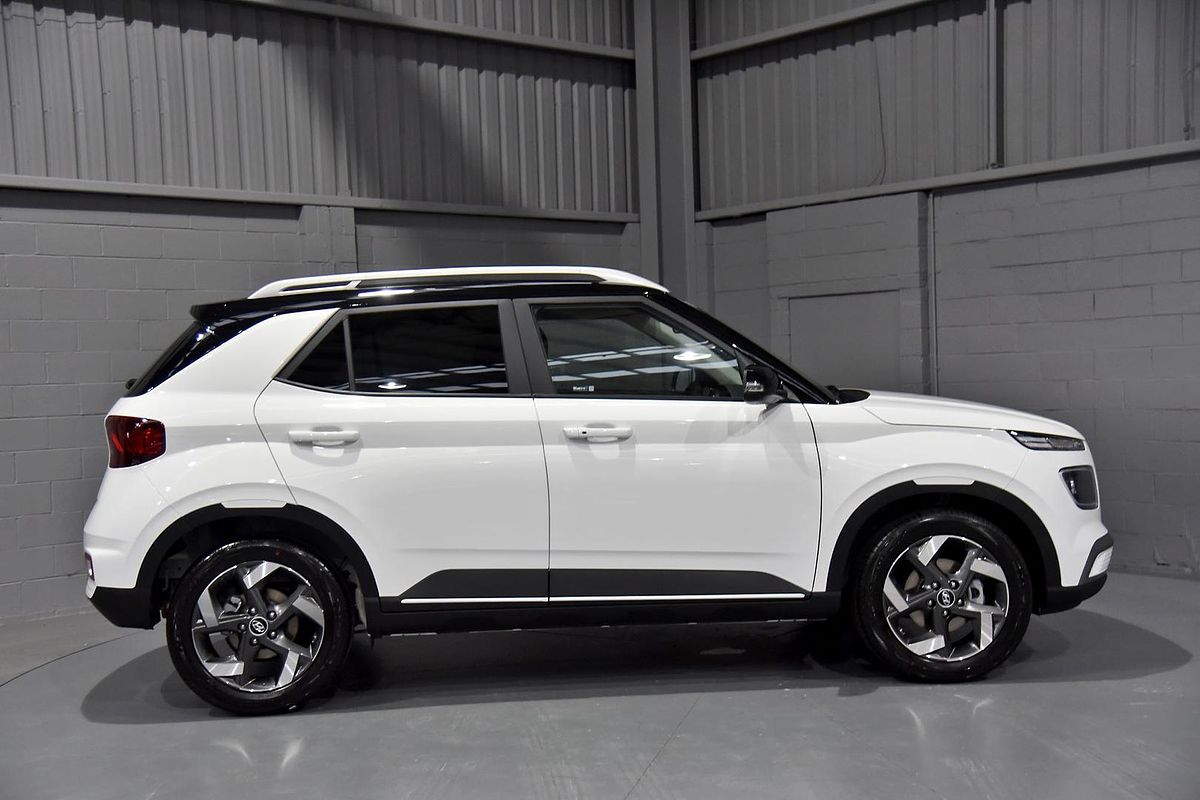 2025 Hyundai Venue Elite QX.V5