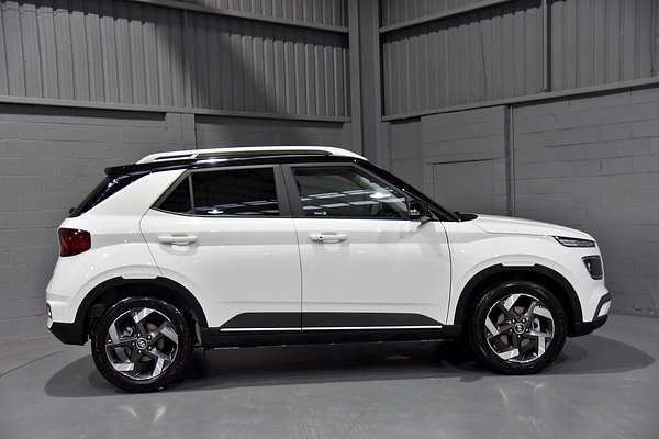 2025 Hyundai Venue Elite QX.V5