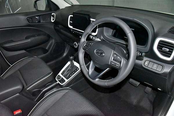 2025 Hyundai Venue Elite QX.V5