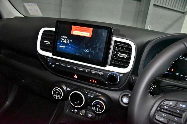 2025 Hyundai Venue Elite QX.V5