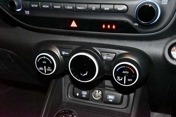 2025 Hyundai Venue Elite QX.V5